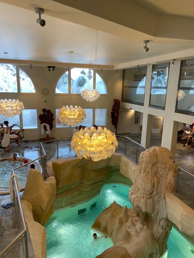 Arc 1950 Appt Luxe 2-4pers -skis Aux Pieds-spa-piscines Interieure Et Exterieure-sauna-hammam