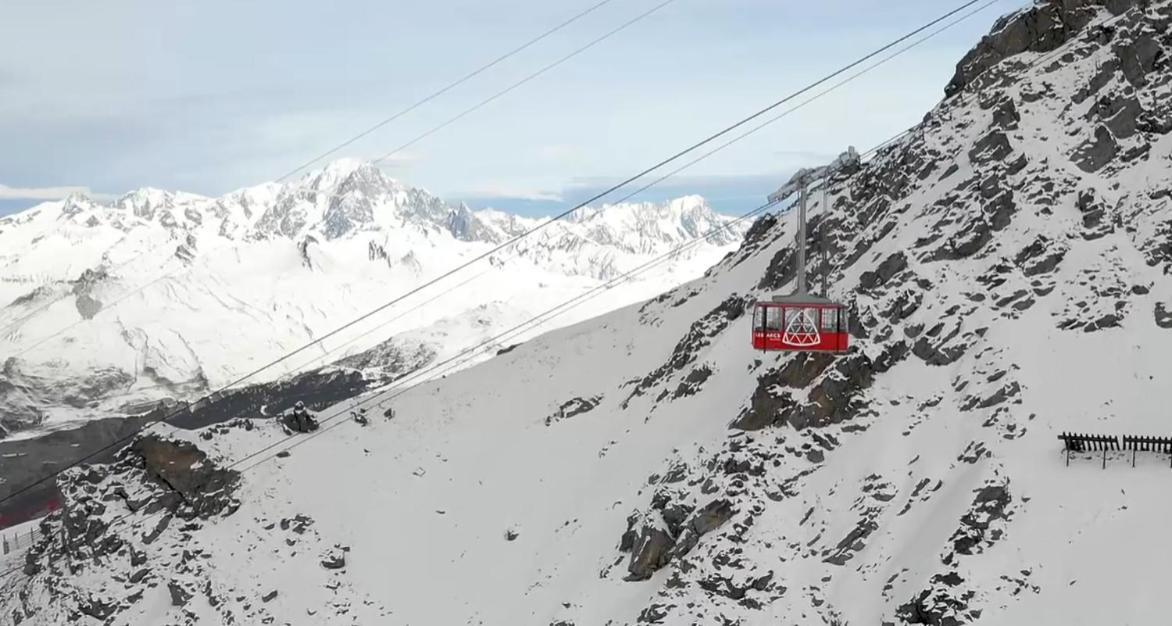 Apartment Arc 1950 Appt Luxe 2-4pers -skis Aux Pieds-spa-piscines Interieure Et Exterieure-sauna-hammam Les Arcs (Savoie)