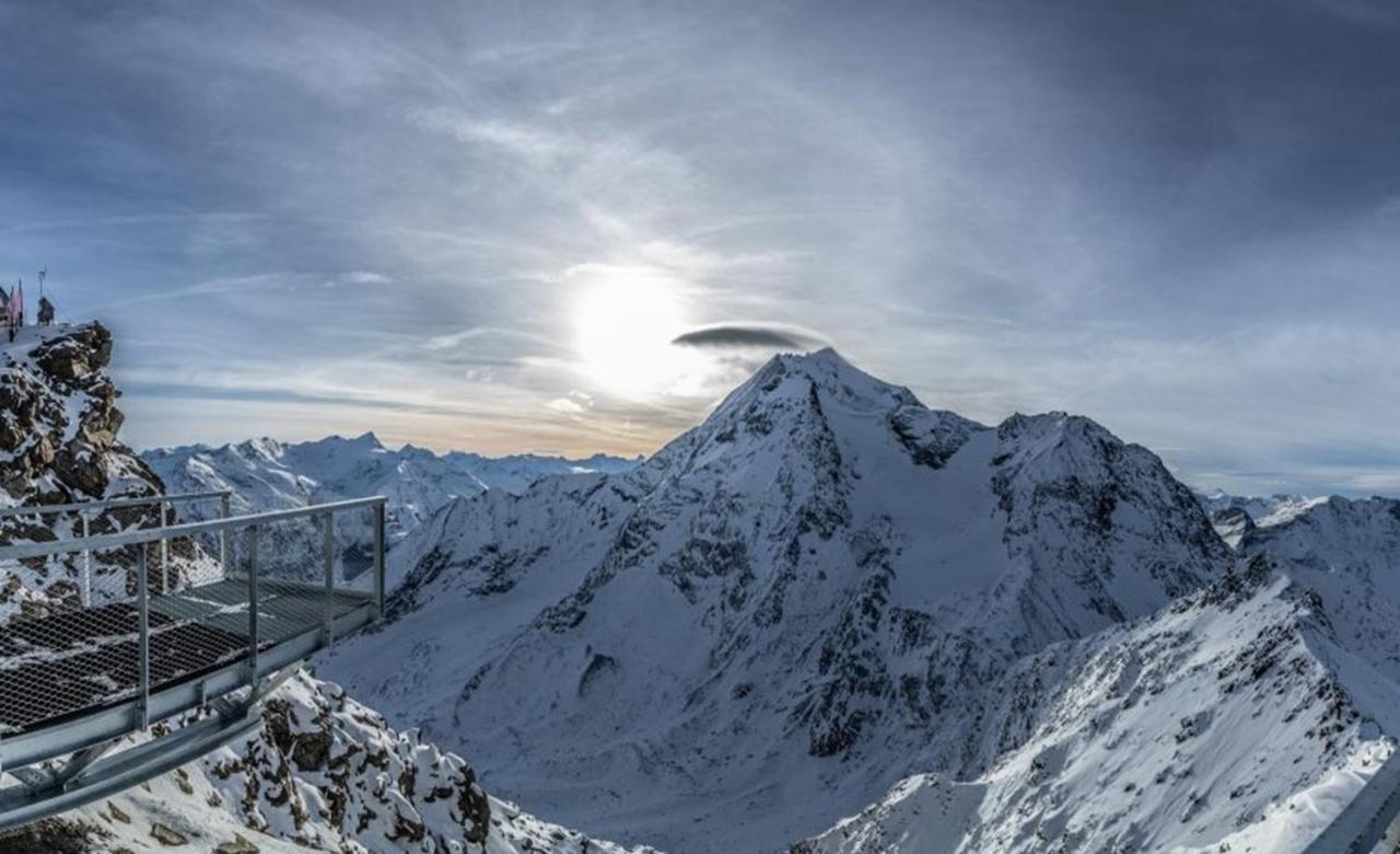 Arc 1950 Appt Luxe 2-4pers -skis Aux Pieds-spa-piscines Interieure Et Exterieure-sauna-hammam Apartment Les Arcs (Savoie)